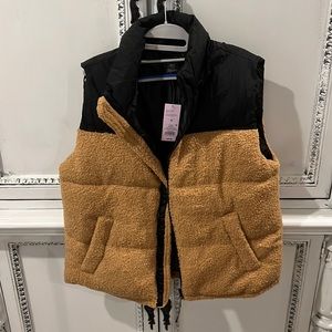 Womens size medium oversized vest